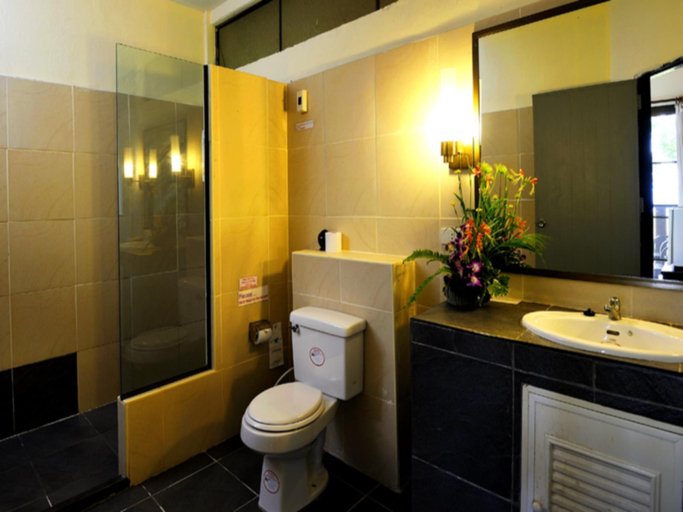 Bathroom 4, Koh Hai Fantasy Resort & Spa, Ko Lanta