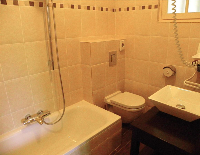 Bathroom, Human Hotel Résidence, Var