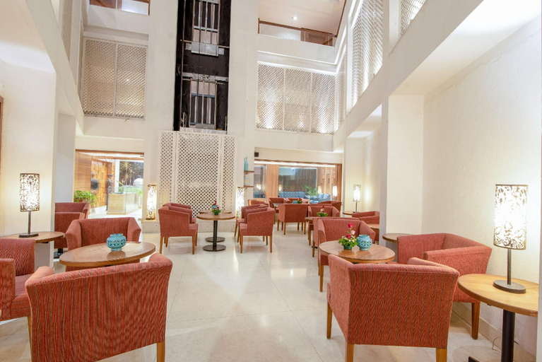 Public Area 2, Hotel Emerald Park, Nashik