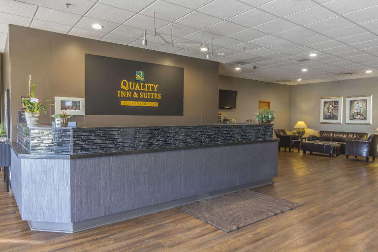 Public Area 2, Quality Inn & Suites, Division No. 11