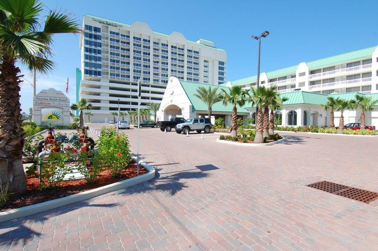 Daytona Beach Resort by VTrips, Volusia