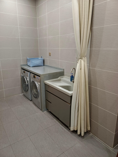 Bathroom 2, Hanting Hotel (Pingdingshan Railway Station), Pingdingshan