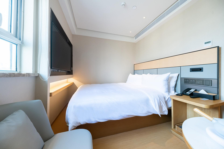 Bedroom 3, Ji Hotel Shanghai Jiangsu Road Subway Station, Shanghai