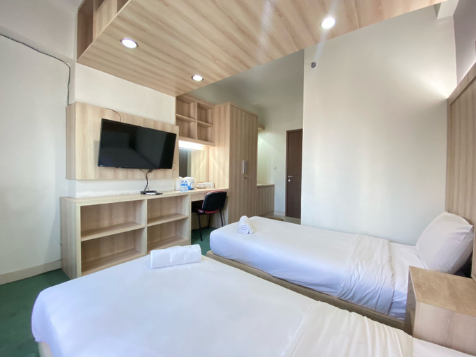 Bedroom 3, Beauty Studio (No Kitchen) at Harvard Jatinangor Apartment By Travelio, Sumedang