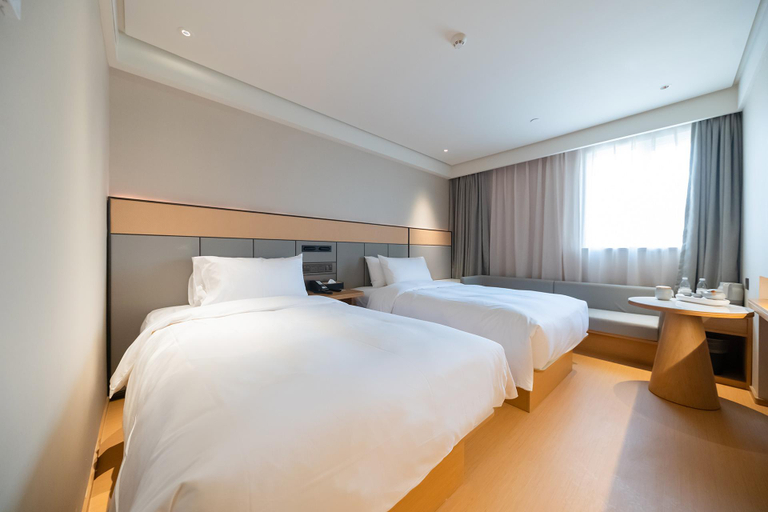 Bedroom 3, Ji Hotel Shanghai Jiangsu Road Subway Station, Shanghai