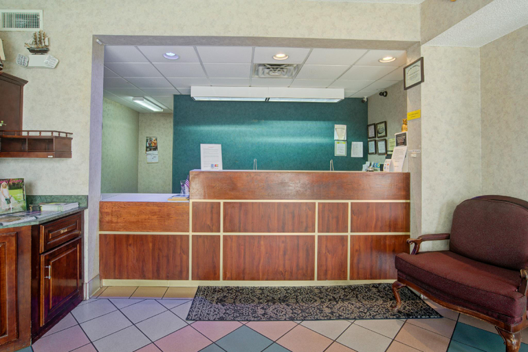 Public Area 2, Suburban Studios Hinesville - Fort Stewart Area, Liberty