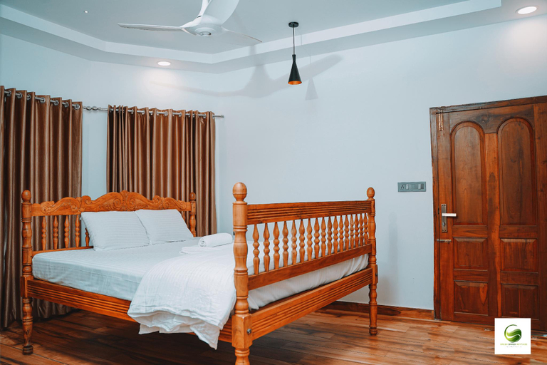 Bedroom 4, Green Grass Heritage, Kannur
