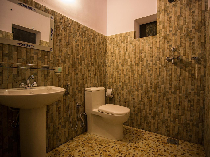 Bathroom 4, Naikap Village Resort, Bagmati
