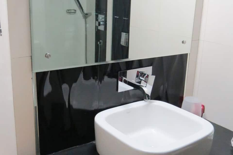 Bathroom 4, The Residency, Bhopal