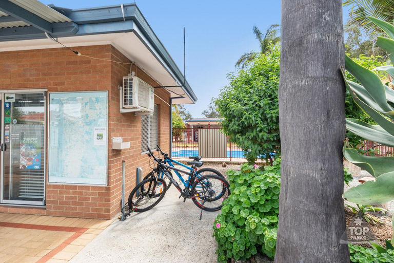 Public Area, Central Caravan Park, Perth