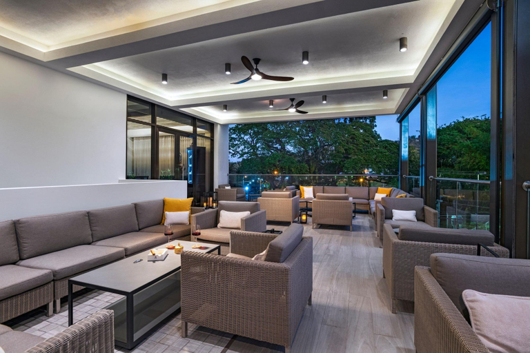 Public Area 1, The BRIX, Autograph Collection