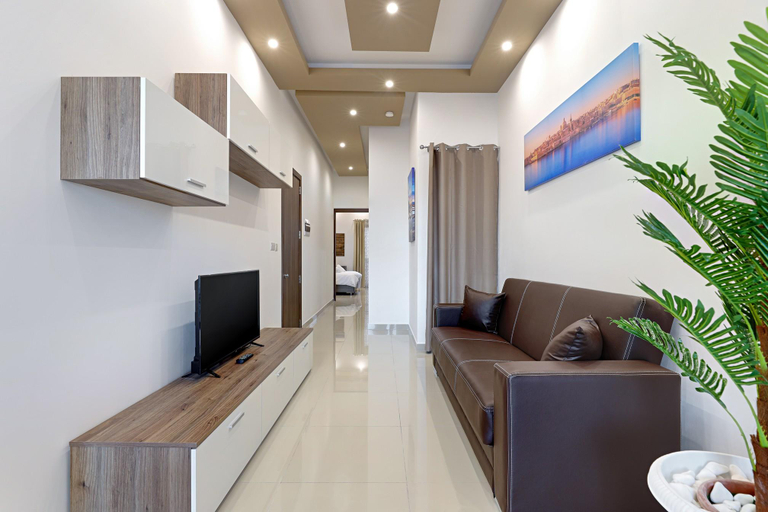 Others 5, Luxurious Duplex Seafront Apt w/ Amazing Sea Views