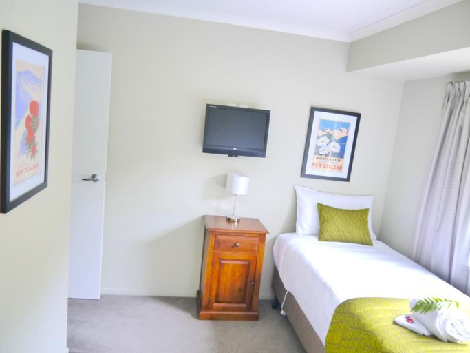 Bedroom 2, Franz Josef Treetops, Westland