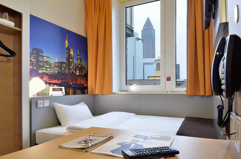 Bedroom 3, B&B Hotel Frankfurt-Hbf, Frankfurt am Main