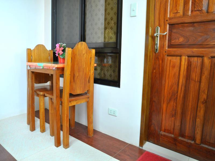 Others 4, Desert Rose Hotel, El Nido