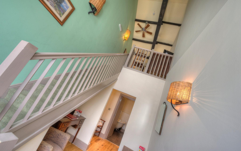 Public Area, Kings Head Hotel by Good Night Inns, North Yorkshire