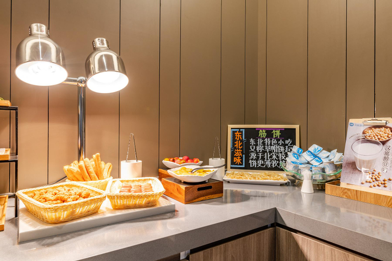 Food & Drinks 3, Hanting Hotel Panshi Coach Station, Jilin