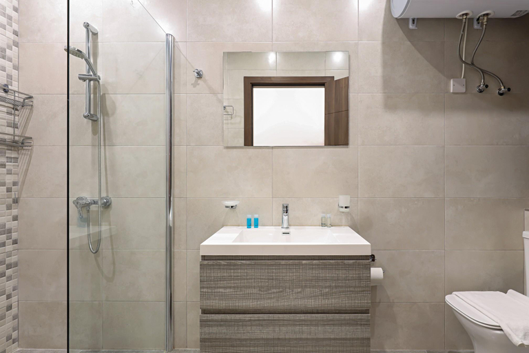 Bathroom, Luxurious Duplex Seafront Apt w/ Amazing Sea Views