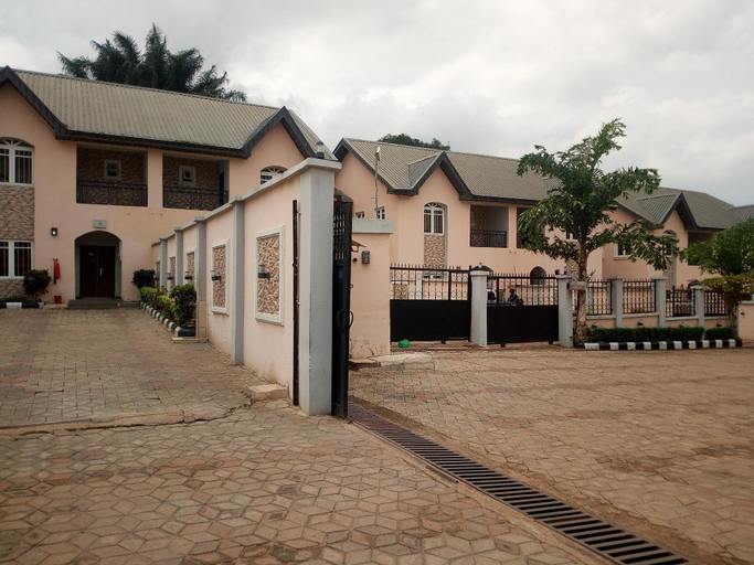 Others 3, Bayse One Place, Jericho, IbadanNorth-West