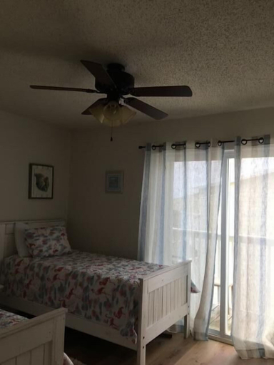 Bedroom 3, E-5, Baldwin