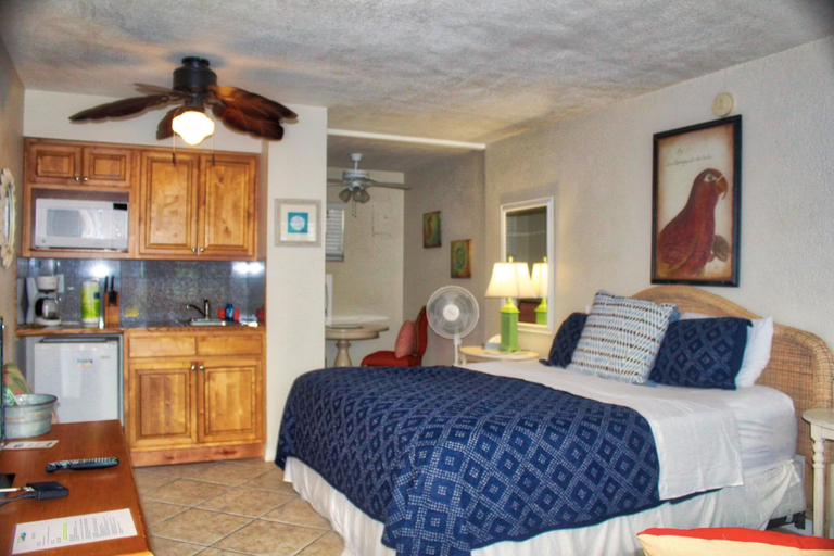 Bedroom 3, Coconut Grove Beach Resort Suites 3 4, Pinellas