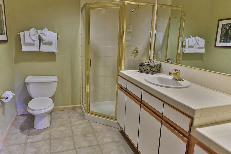 Bedroom 4, Ridge Pointe, Douglas
