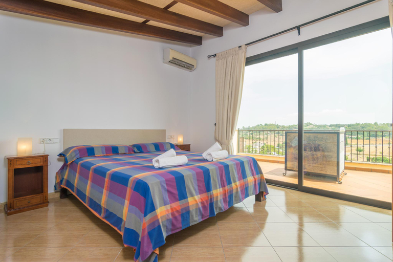 Others 2, CAN NADAL - ADULTS ONLY, Baleares