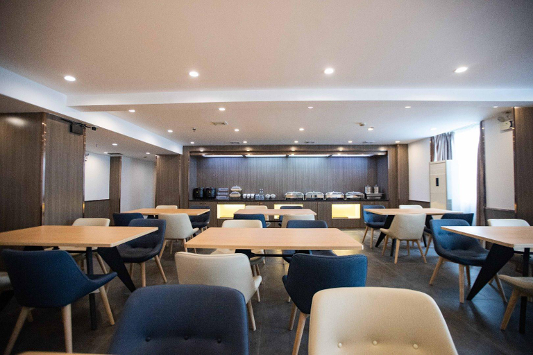 Food & Drinks 5, Hanting Hotel Qingyuan Lianjiang Road, Qingyuan