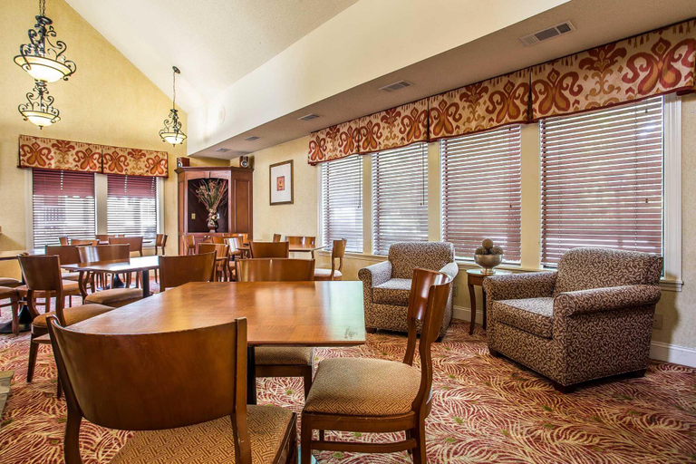 Public Area 3, Suburban Studios Columbia - Harbison, Richland