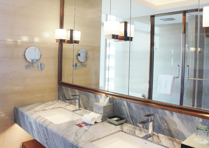 Bathroom 4, Longzhuda International Hotel, Zhuhai