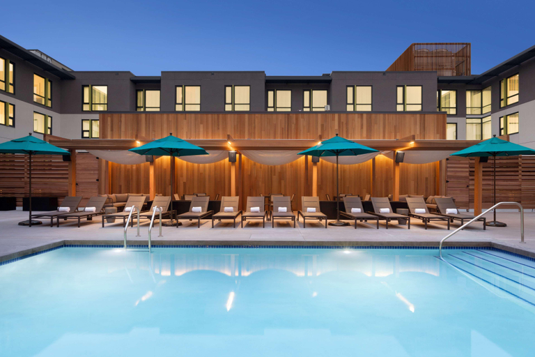 Sport & Beauty 3, Embassy Suites by Hilton Boulder, Boulder