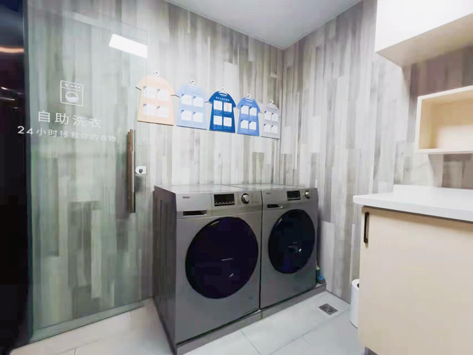 Bathroom 5, Hanting Hotel (Jimo Baolong Plaza), Qingdao