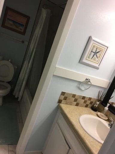 Bathroom 4, E-5, Baldwin