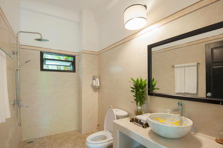 Bathroom 4, An Bang Garden Pool Villa, Da Nang