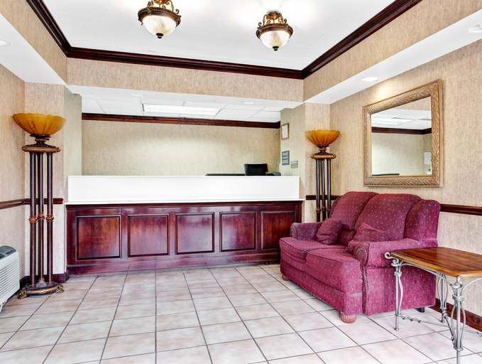 Public Area 2, Super 8 by Wyndham Raleigh Downtown, Wake