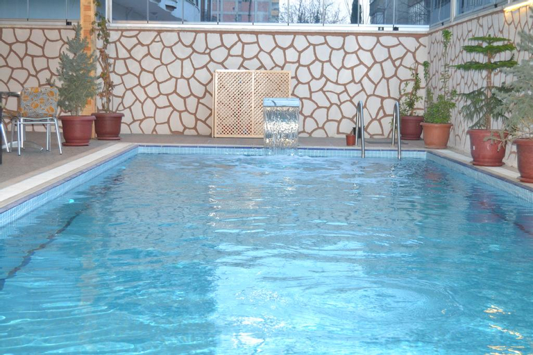 Sport & Beauty 5, Samos Hotel, Merkez