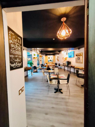 Food & Drinks 4, Standing Hotel Suites by Actisource, Val-d'Oise