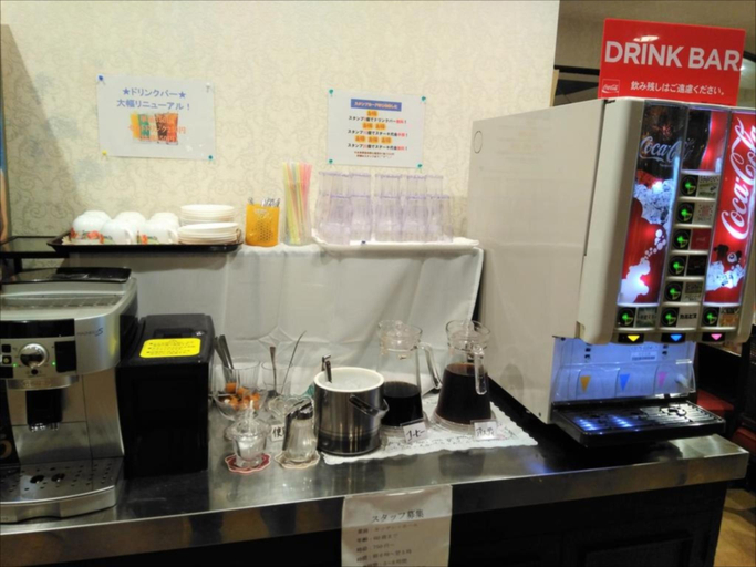 Food & Drinks 5, Sunrise Hotel, Okinawa