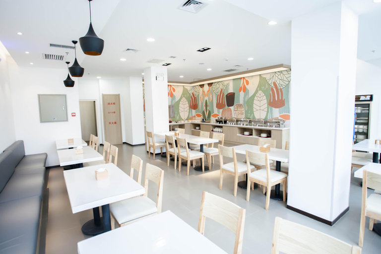 Food & Drinks 5, Hanting Hotel (Shenyang Santaizi Metro Station), Shenyang