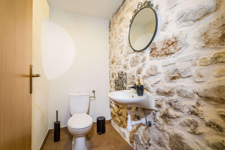 Bathroom 5, Villa Miandri, Sukošan