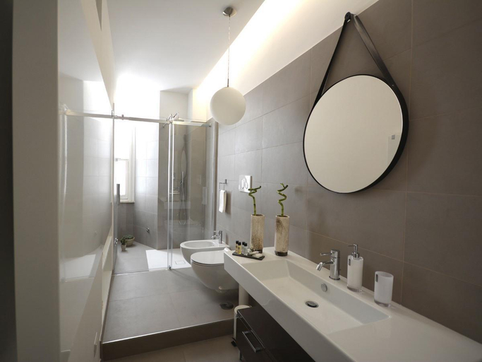 Bathroom 3, La Design.aTA Experience Bed & Breakfast, Rome