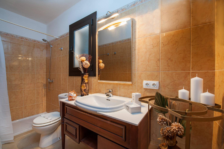 Bathroom 4, Finca Can Lluc, Baleares