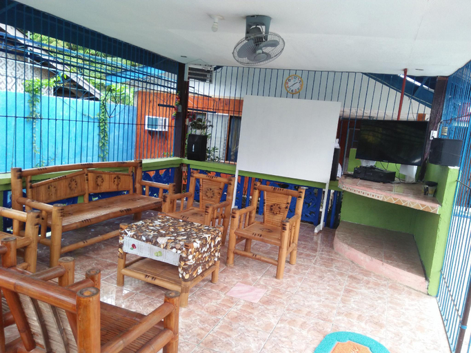 Public Area 2, Villa Corrales Homestay, Mambajao