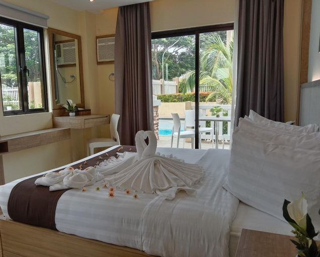 Bedroom, Aquamira Resort, Naic
