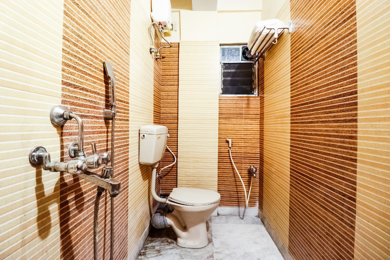 Bathroom 3, Hotel O Kuber Residency, South 24 Parganas