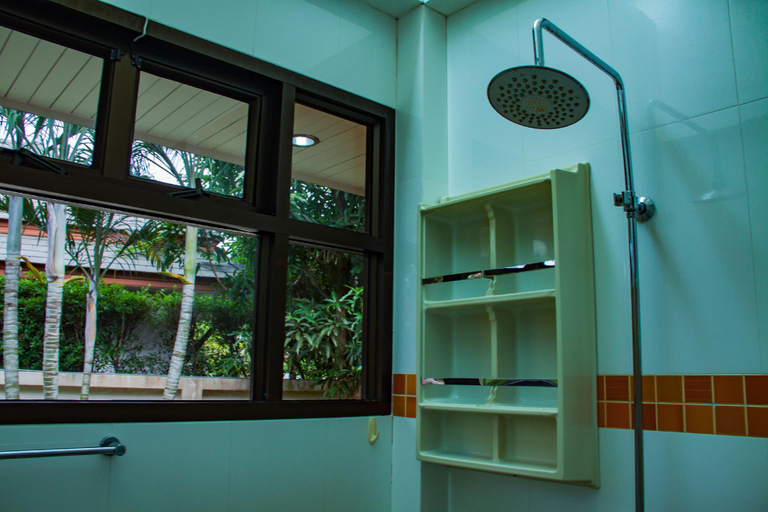 Bathroom 4, Katrin's Villa, Pattaya