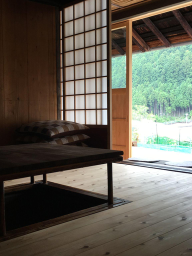 Others 3, sakaya hanjiro, Tenkawa
