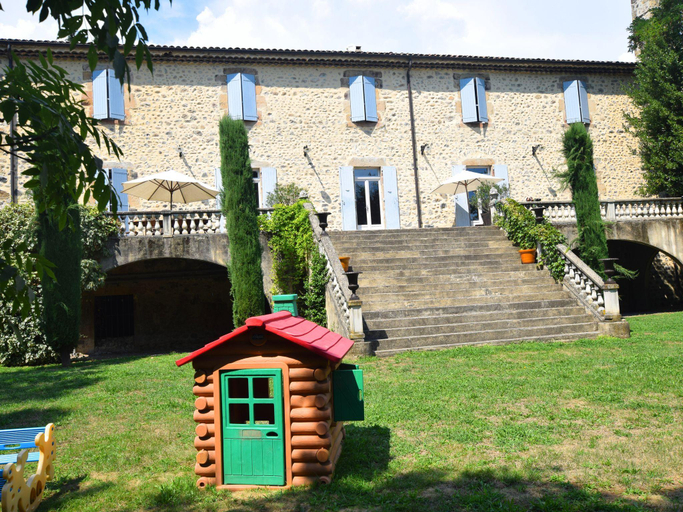 Others 2, Holiday Home in Ardeche with Pool Garden, Ardèche