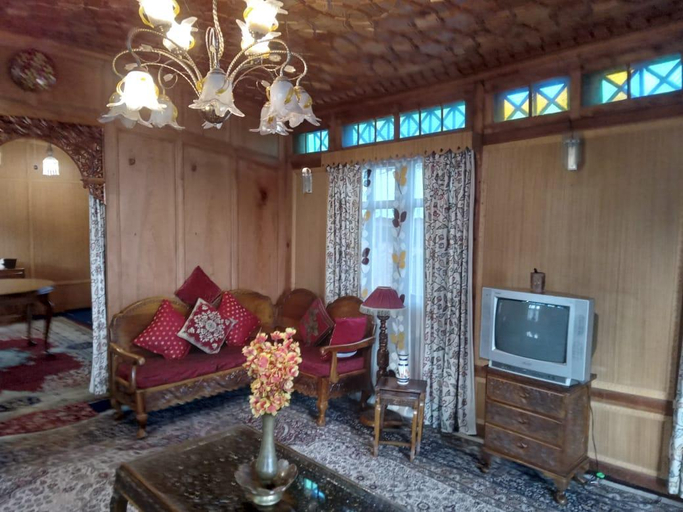 Public Area 3, Bangkok Houseboat, Srinagar
