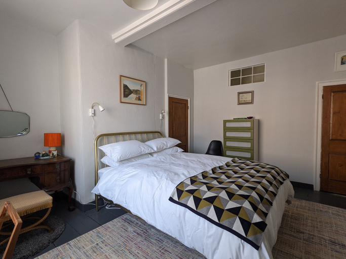 Bedroom 2, Arts House, Essex